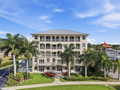 886 Park AVE #501