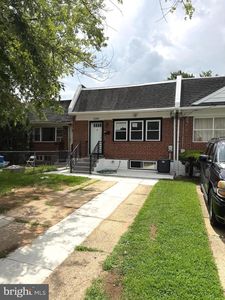 Property at 1203 Macarthur Dr, Camden, NJ