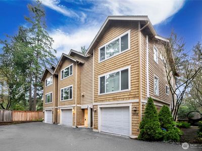 2503 NE 125th Street