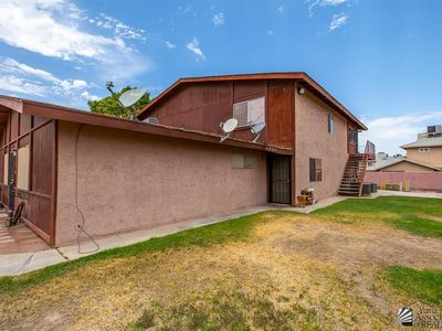 1276 W 20th Pl