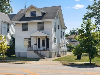 Property at 811 E Washington St, Bloomington, IL