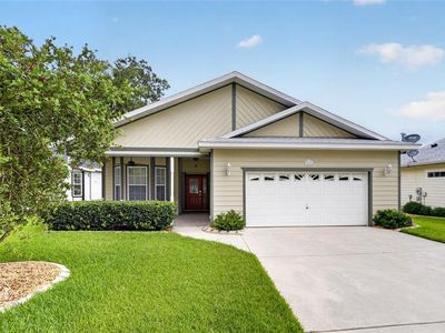 2216 NE 40th Ter