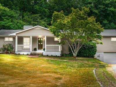 1100 Salem Lake Rd