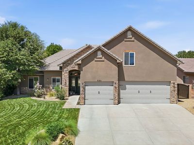 586 S Whitney Dr