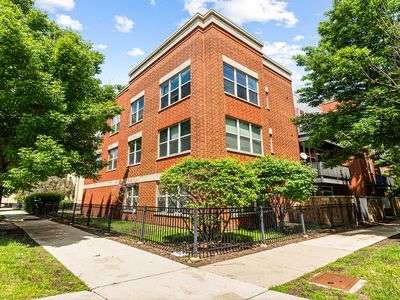 2220 W Maypole Ave Unit 202