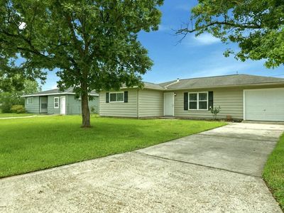 3411 Bowling Ln