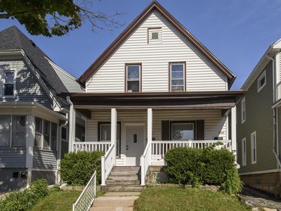 1424 S 79th STREET