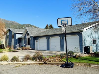 20 Penny Ln
