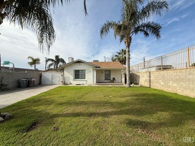 Property at 104 S Kincaid St, Bakersfield, CA
