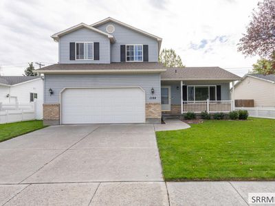 1144 Clarence Dr