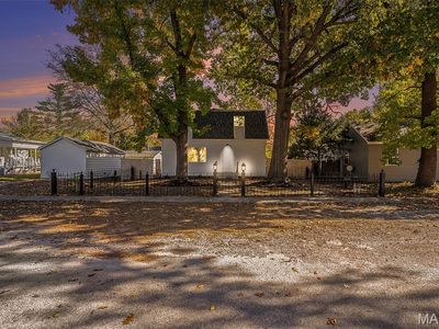 Property at 2109 S 3rd St, Fayetteville, IL