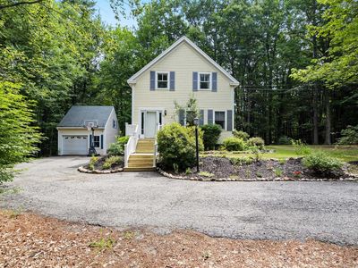 12 Dominic Drive