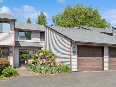 12116 SE 104th Ct