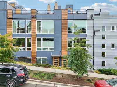 3709 S Dakota Street