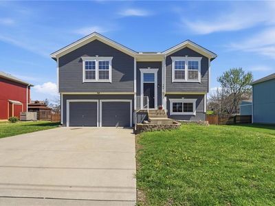 Property at 705 Marguerite St, Kearney, MO