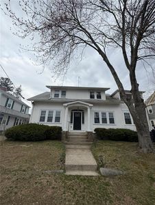 59 Colonial Ave