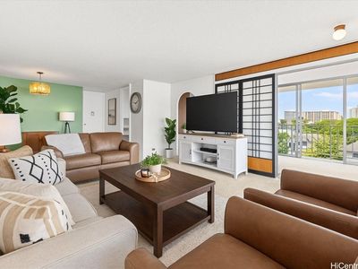 1325 Wilder Ave #5