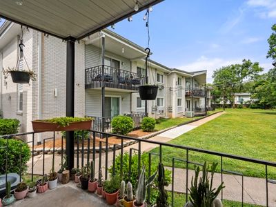 613 Hillsboro Rd APT B17