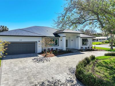 319 Cedar Ln