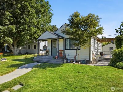 346 7th Ave SW