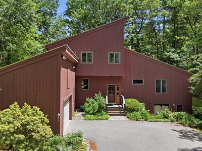 Property at 297 Reedy Meadow Rd, Groton, MA