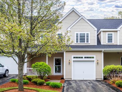 Property at 7 Augustus Circle, Merrimack, NH
