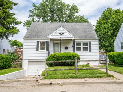 210 Marion Ave