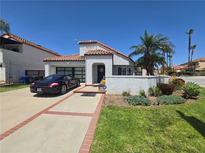 1 Oak Cliff Dr