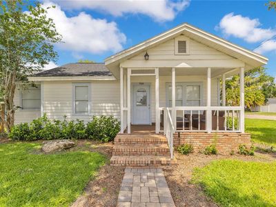 704 S Clyde Ave