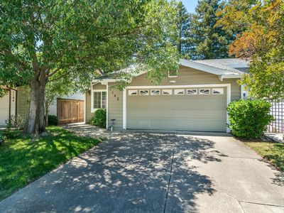 1142 Meadow Gate Dr
