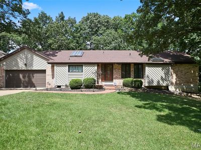 Property at 1604 Creightonwood Ct, High Ridge, MO