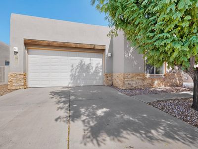 6608 Agave Verde Way NE