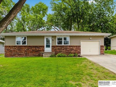 2219 N 143rd Cir