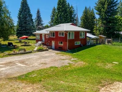 65085 Highway 2