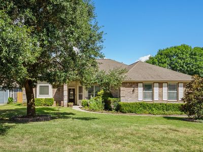 7090 Shadow Lake Dr
