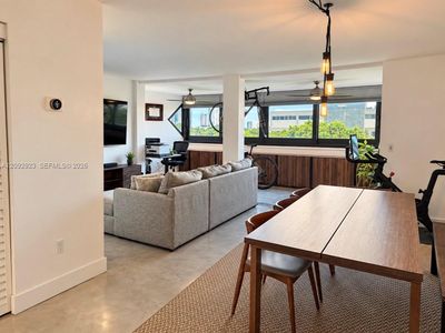 2950 SW 3rd Ave APT 6F