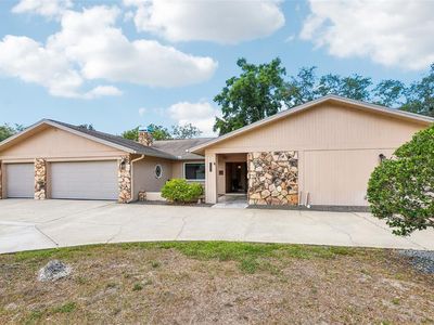 2424 Sundancer Dr