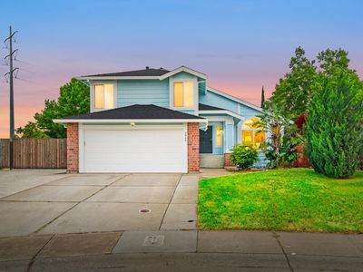3945 Sea Forest Way