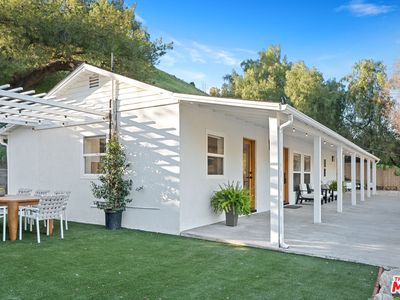 Property at 10327 Wheatland Ave, Sunland, CA