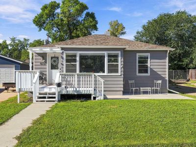 4131 Pleasant Dr