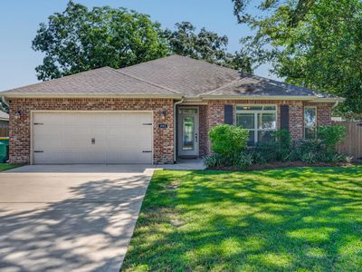 803 Fairview Dr