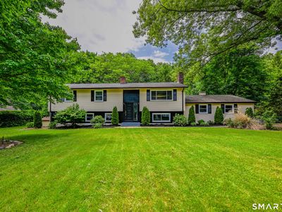 31 Hollow Brook Road