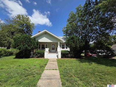 302 I St