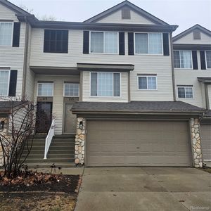 215 Oak Ridge Dr