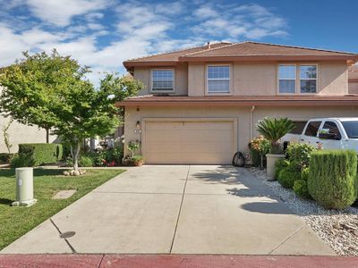 825 Polar Bear Cir