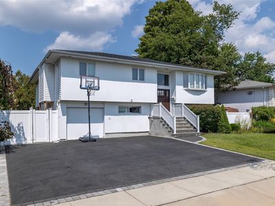 21 Keats Court