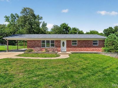 Property at 10 Della Dr, Fenton, MO