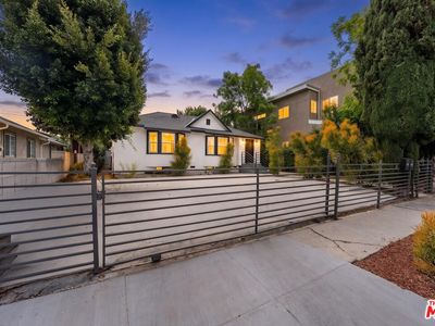 408 N La Fayette Park Pl