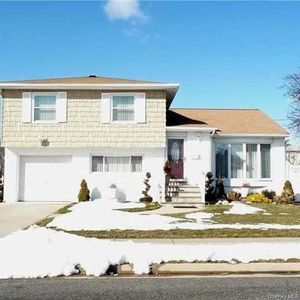 128 Cedar Street