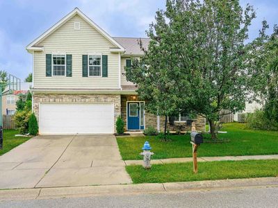 3655 S Glasgow Cir